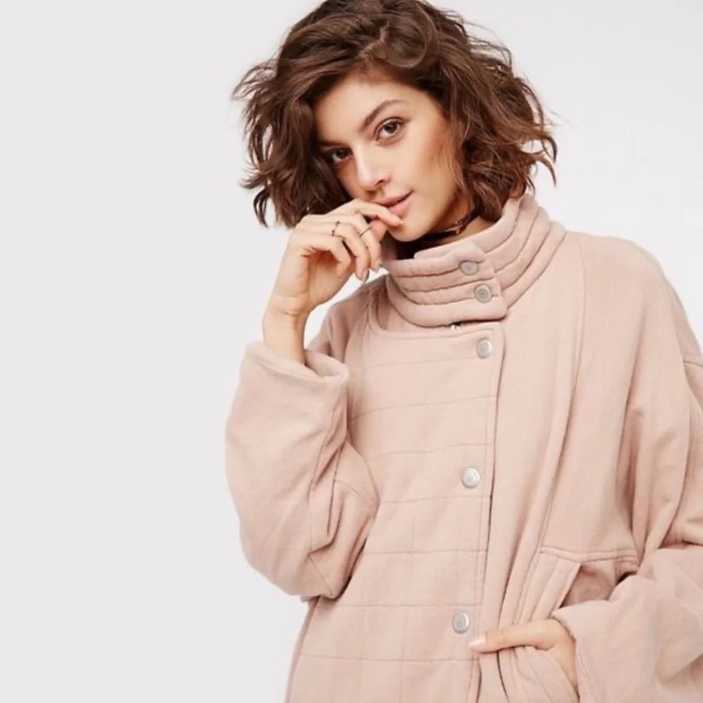Free People | Women’s Mauve/Peach Oversized Quilted Knit Mock Neck Jacket Size M